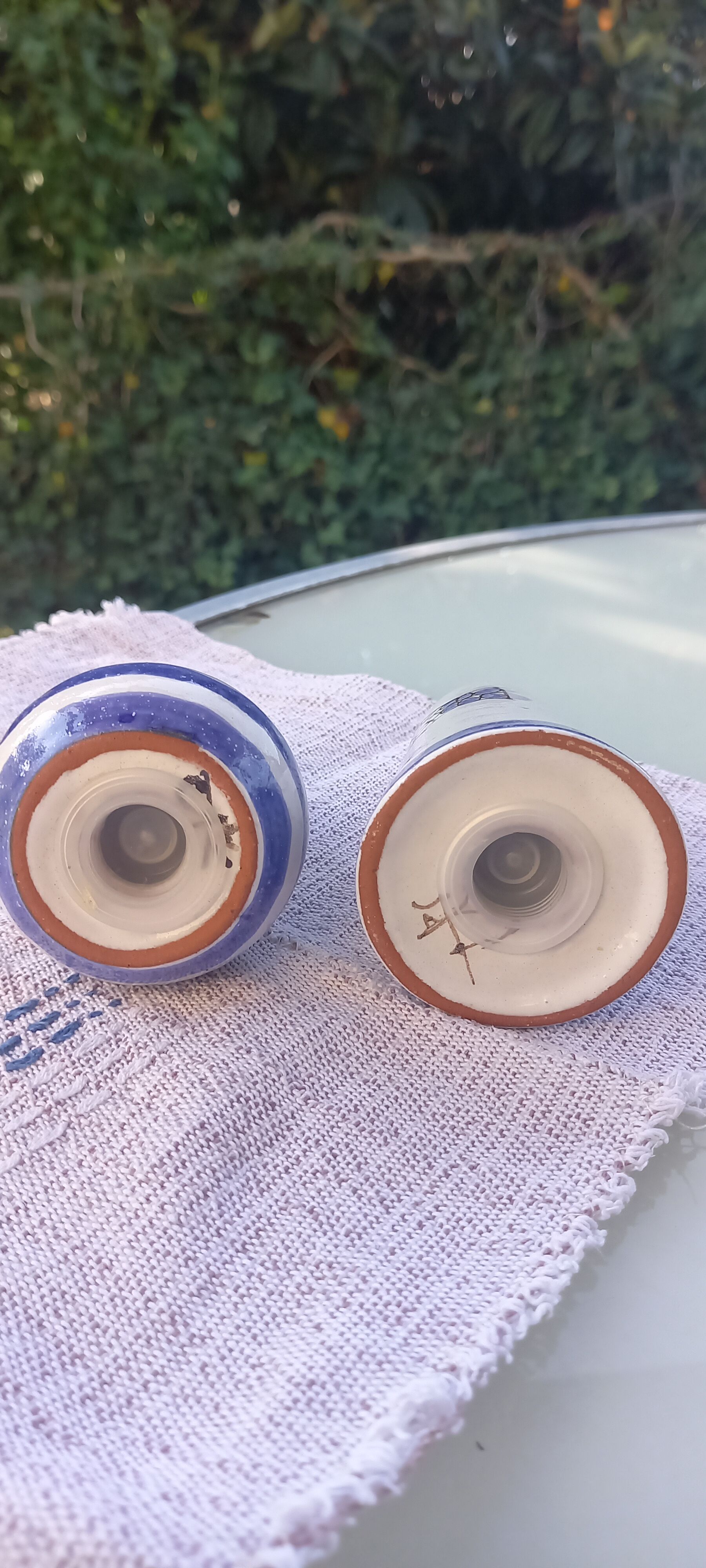 Salt and pepper shaker