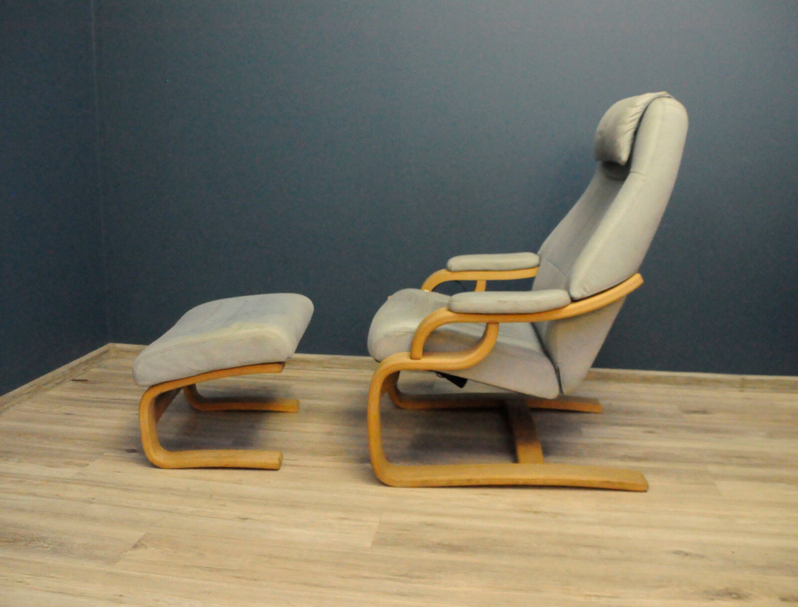 Fauteuil avec repose-pieds Skippers Mobler