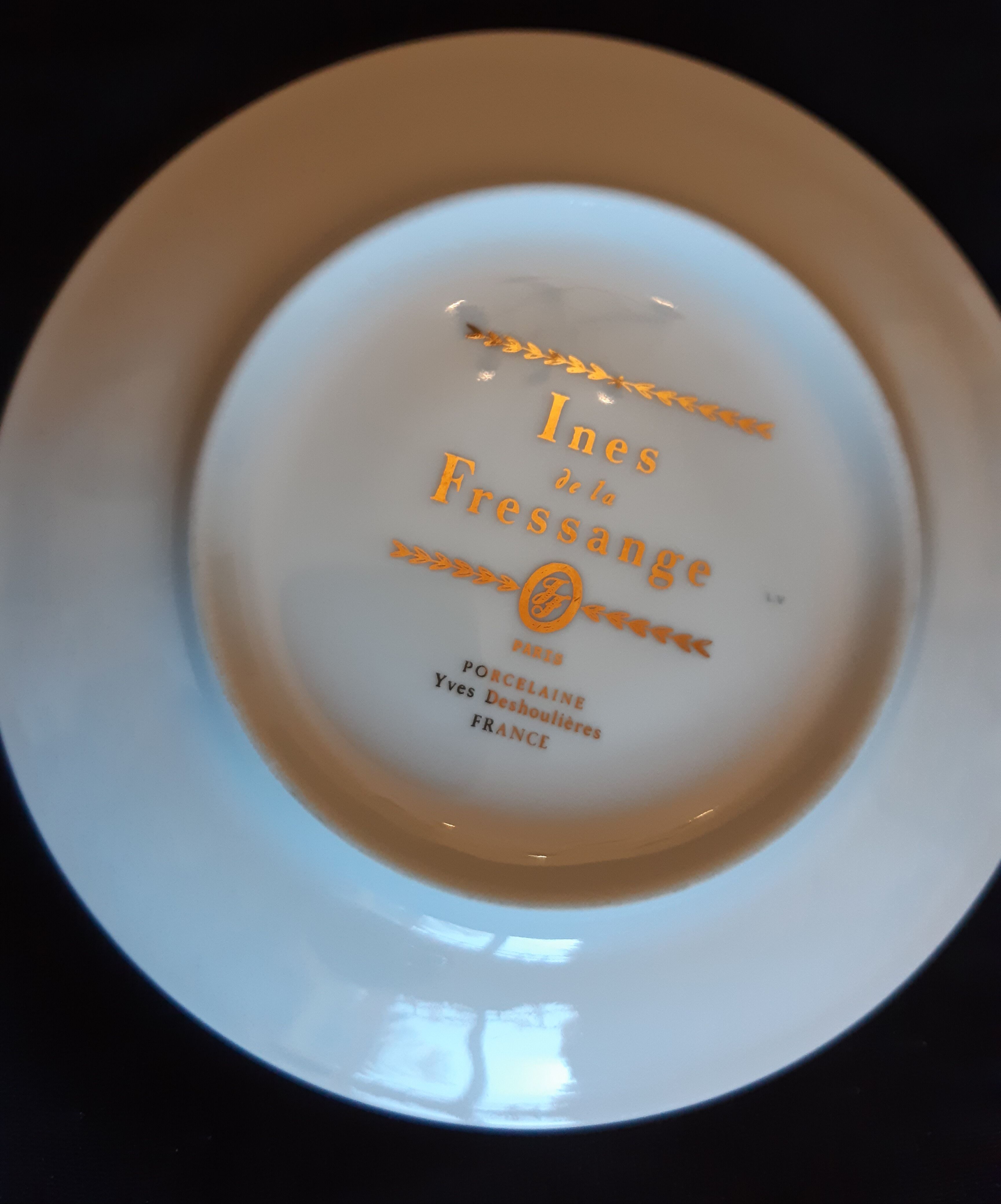 Service Ines de la Fressange