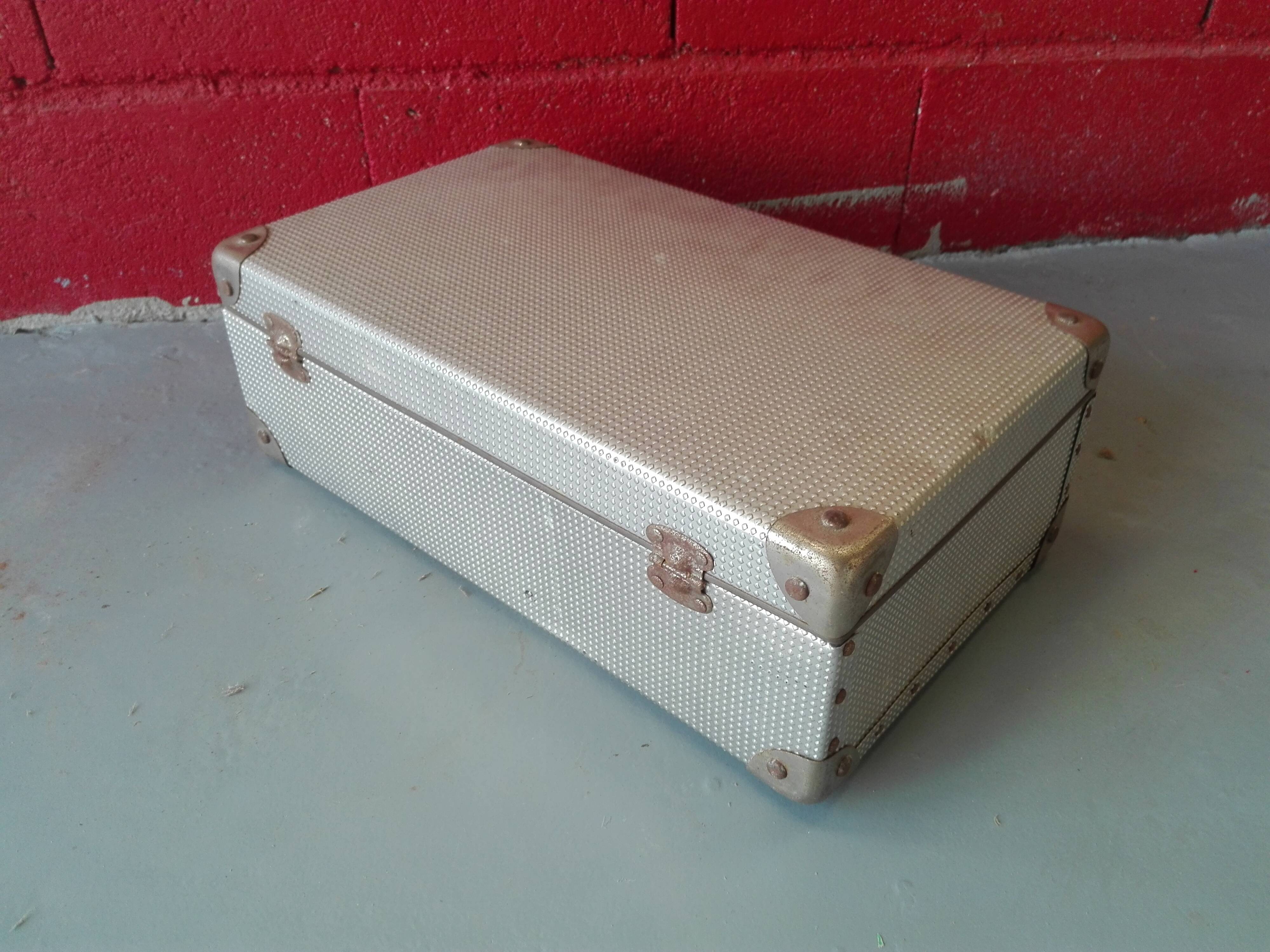 Valise aluminium vintage
