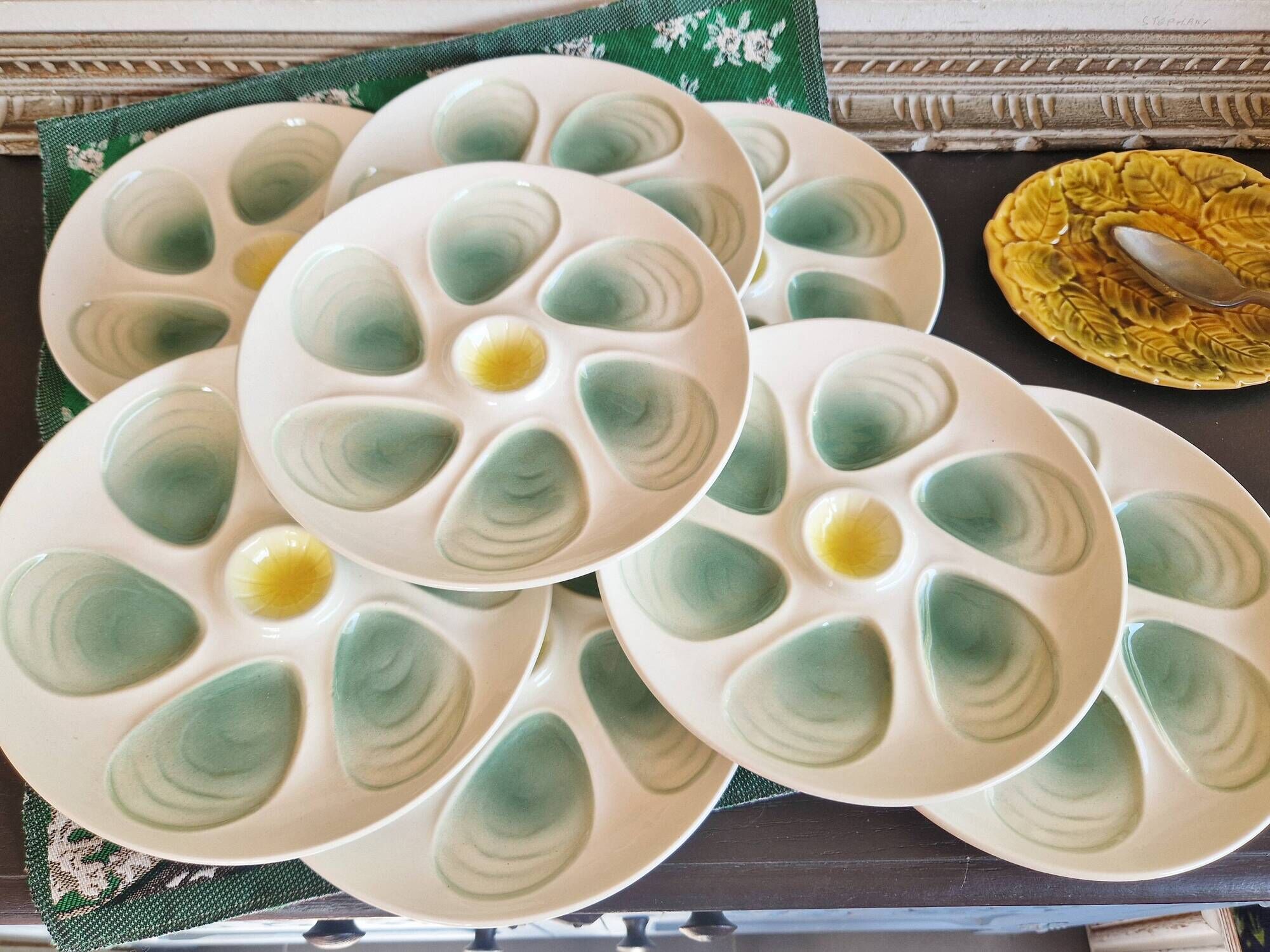 Set of 4 old oyster plates, SALINS pottery, France