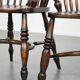 Ensemble antique anglais de 2 chaises Windsor avec du caractère, belle coloration.