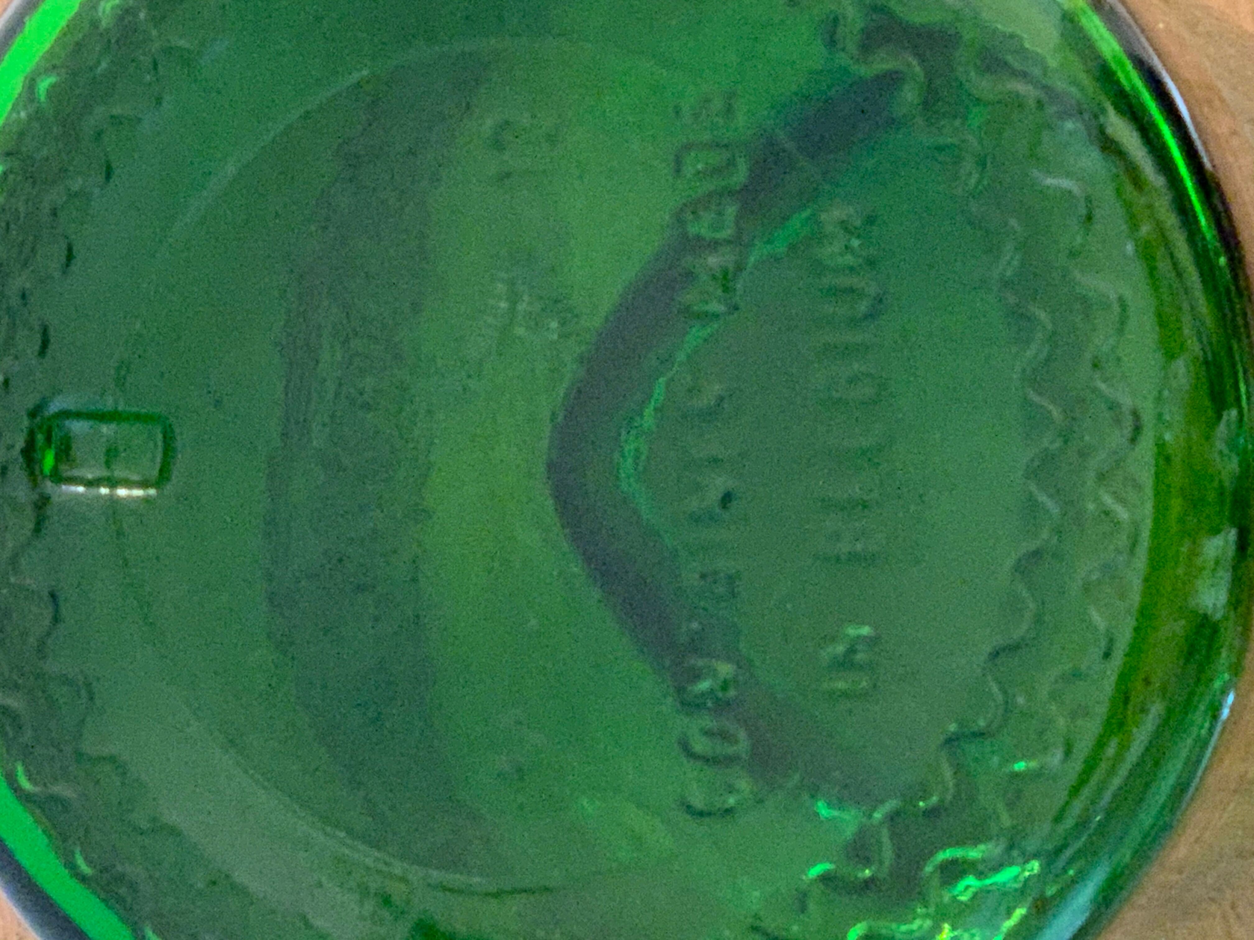 Pharmacy pot in Belgian green glass