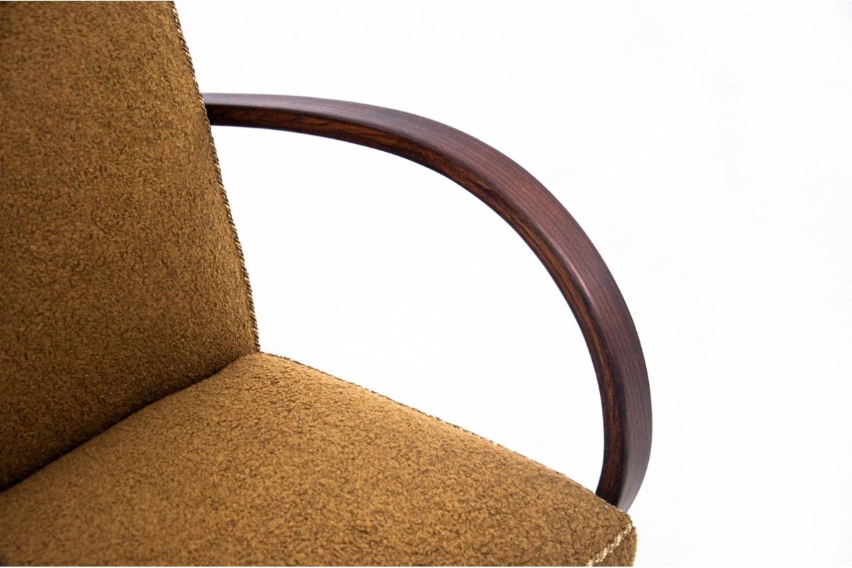 Art Deco armchair, designed by J. Halabala, Czech Republic, 1930s. After renovation.