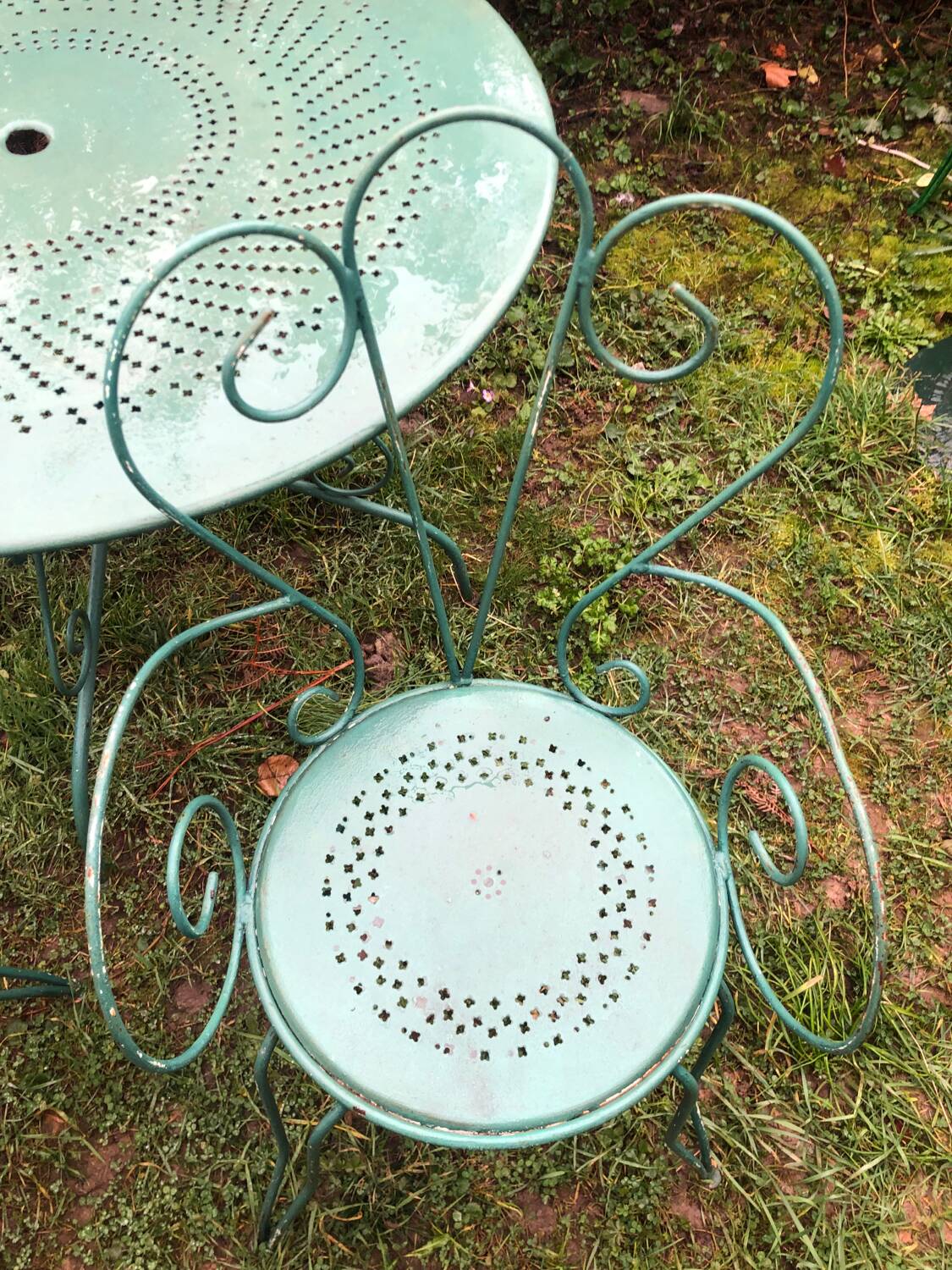 Salon de jardin en fer forgé