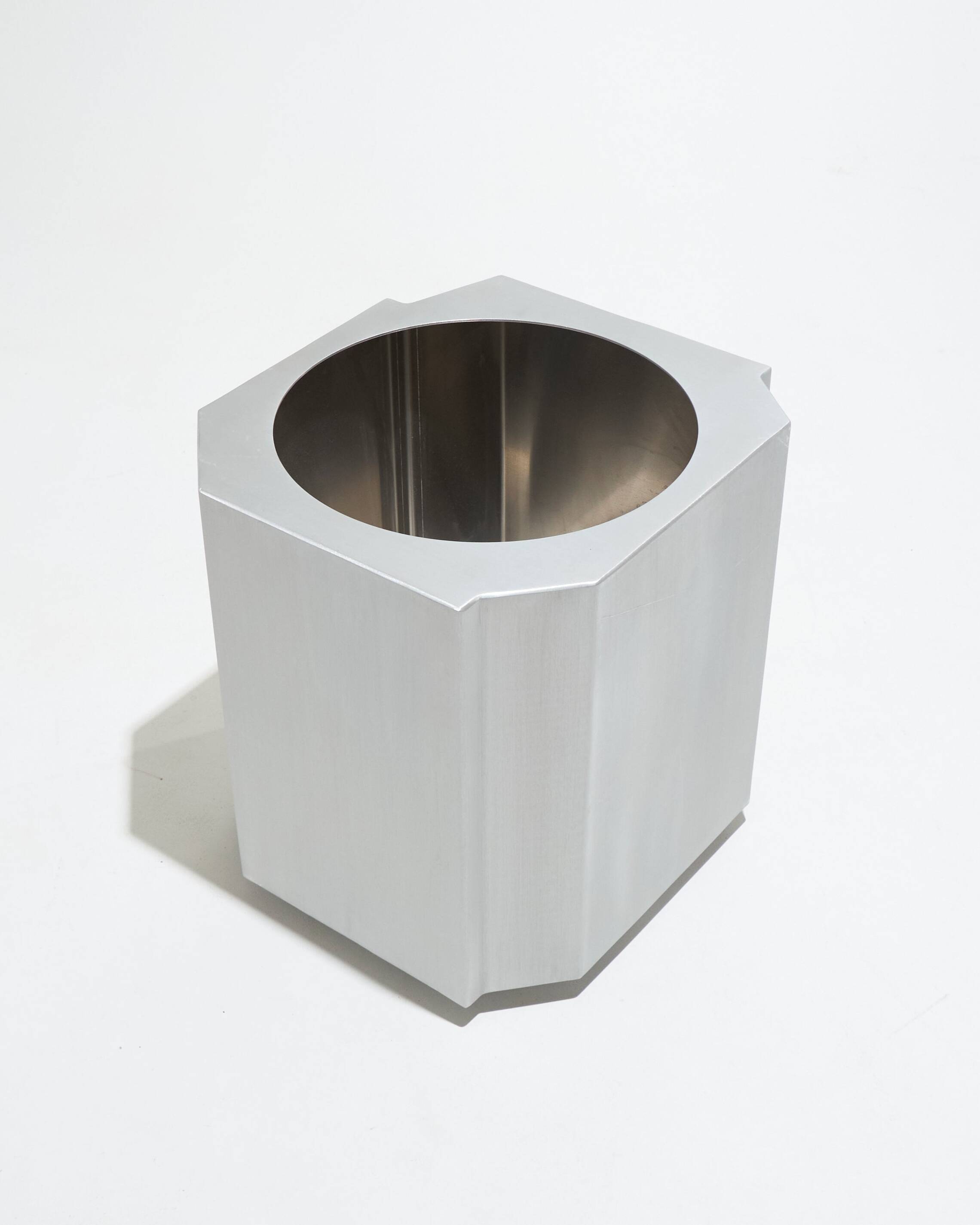 Funki aluminum vase