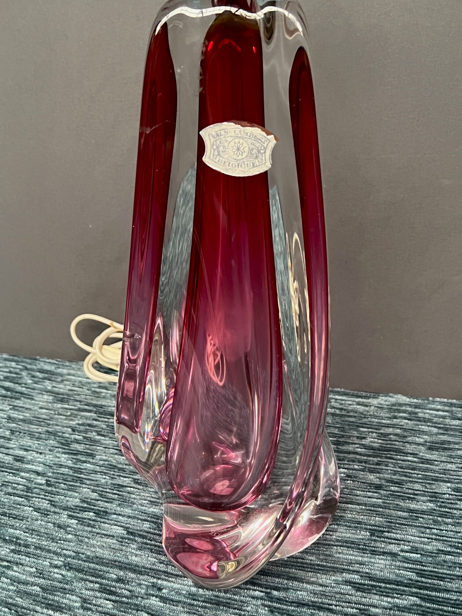Val Saint Lambert. Two-tone solid crystal lamp (light purple) with high lead content.