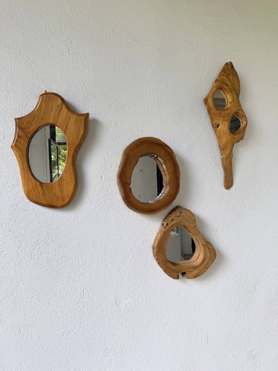 Set de 4 miroirs organiques brutalistes en bois années 50
