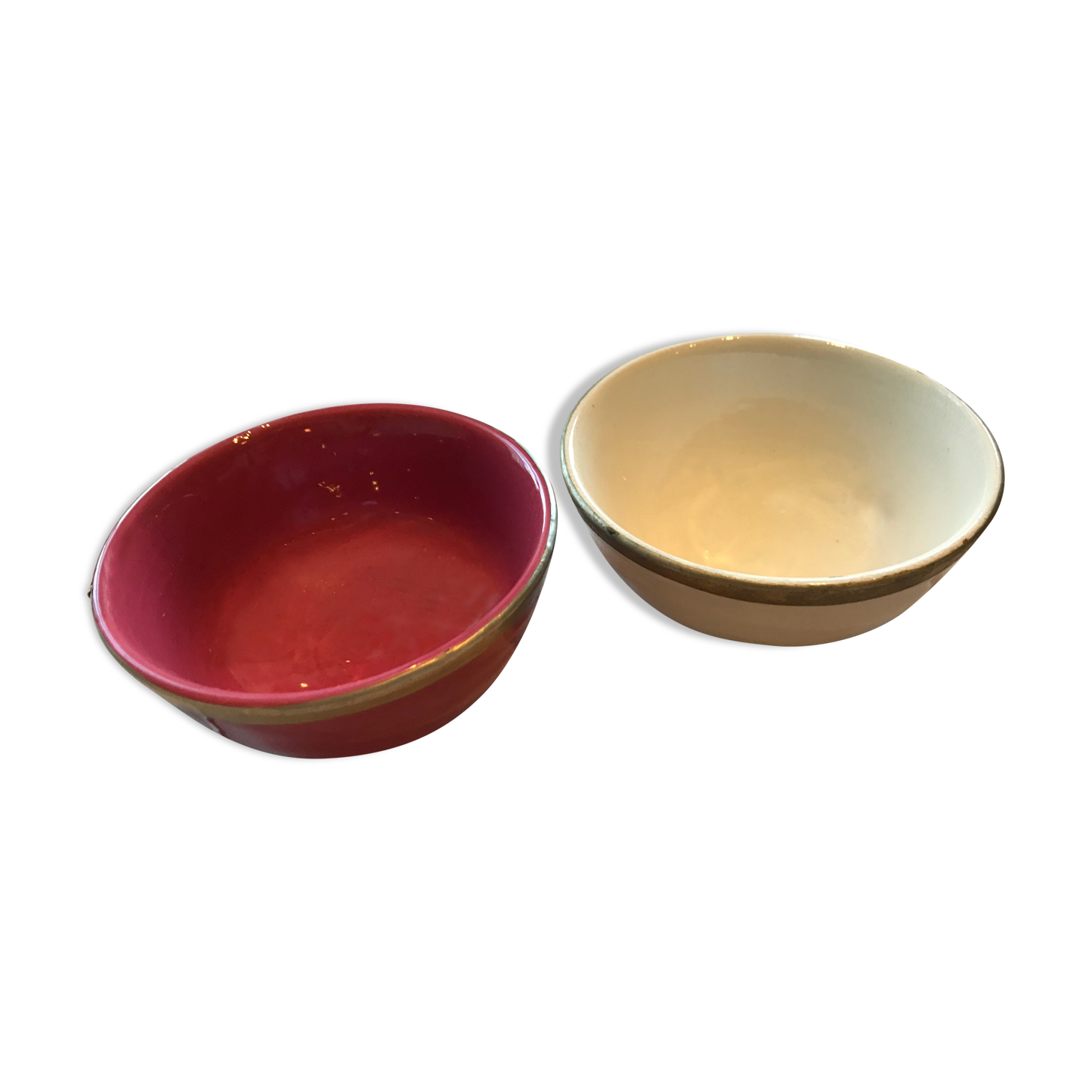 Pair of ceramic bowls