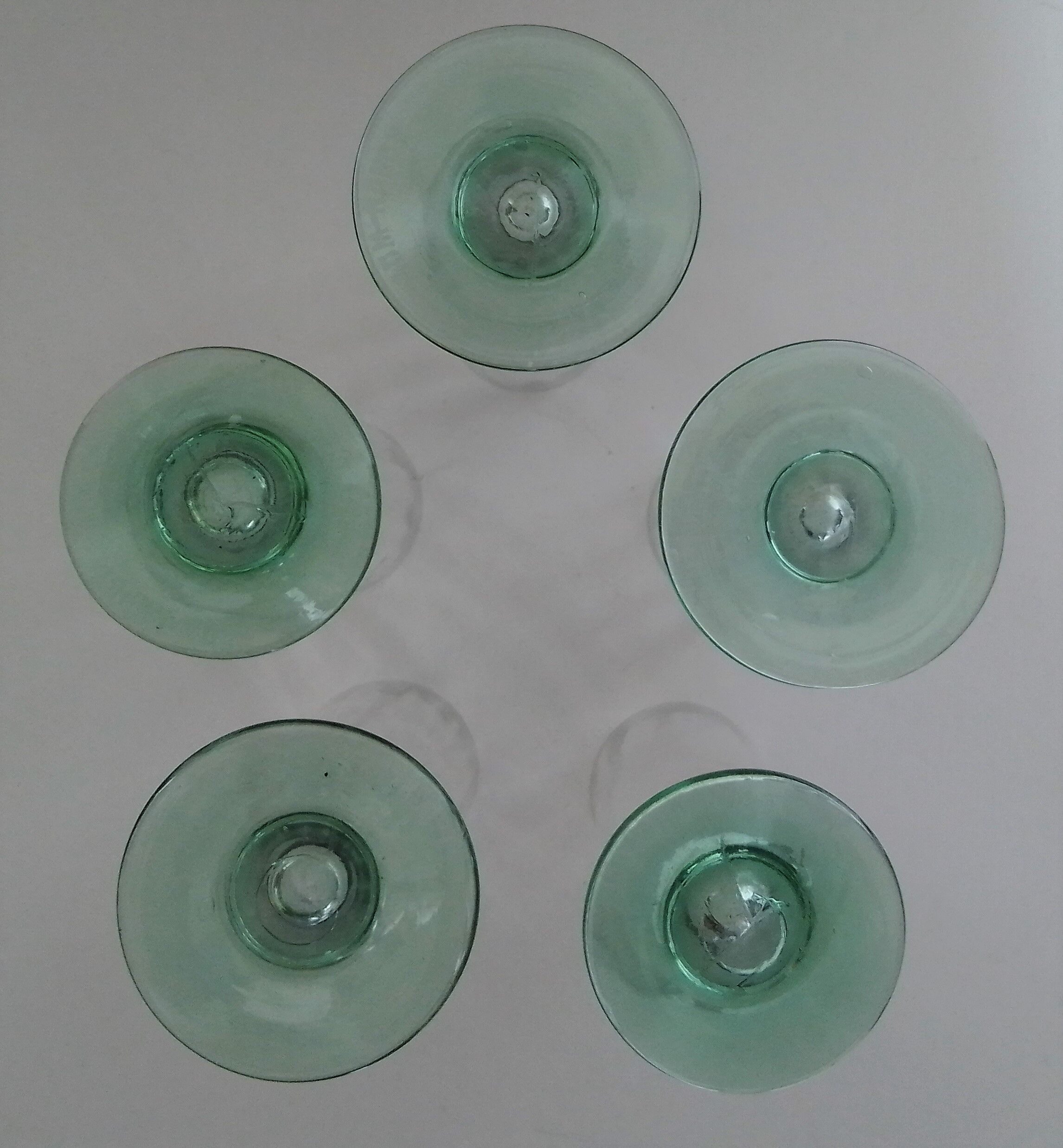 Set of 5 Daum champagne flutes