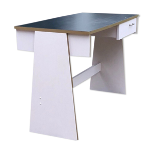 bureau piètement trapèze