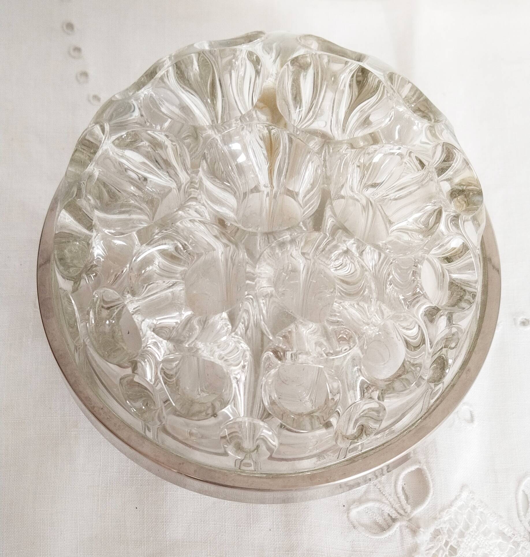 Pique fleurs en verre XXL , vase, centre de table  , cerclage argent