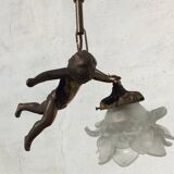 Lustre en bronze angelot