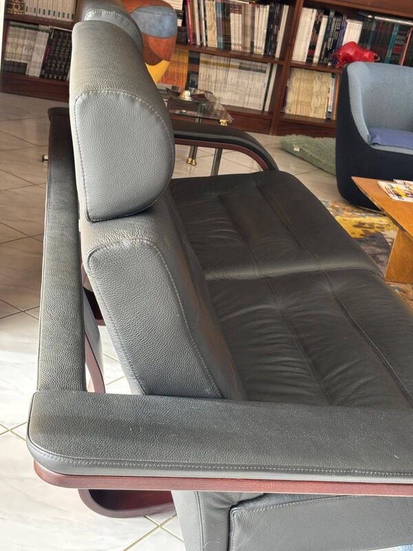 Canapé en cuir noir Nova Roche Bobois