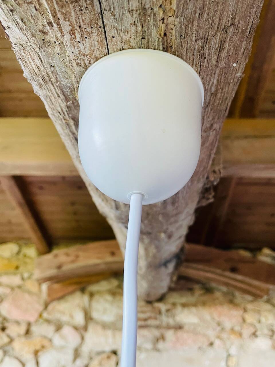 Vintage sisal / jonc de mer pendant light circa 1970's