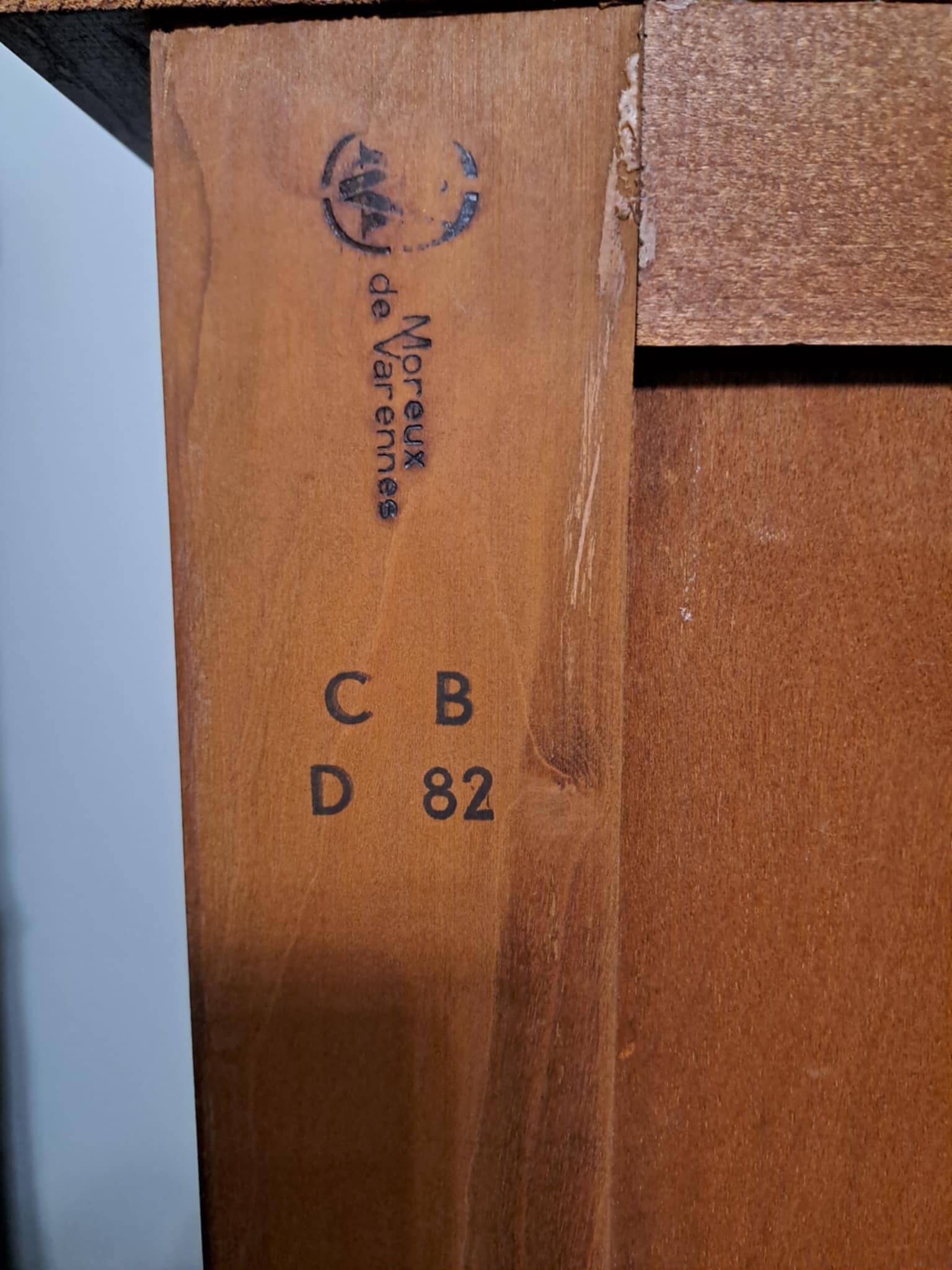 Mahogany chest of drawers