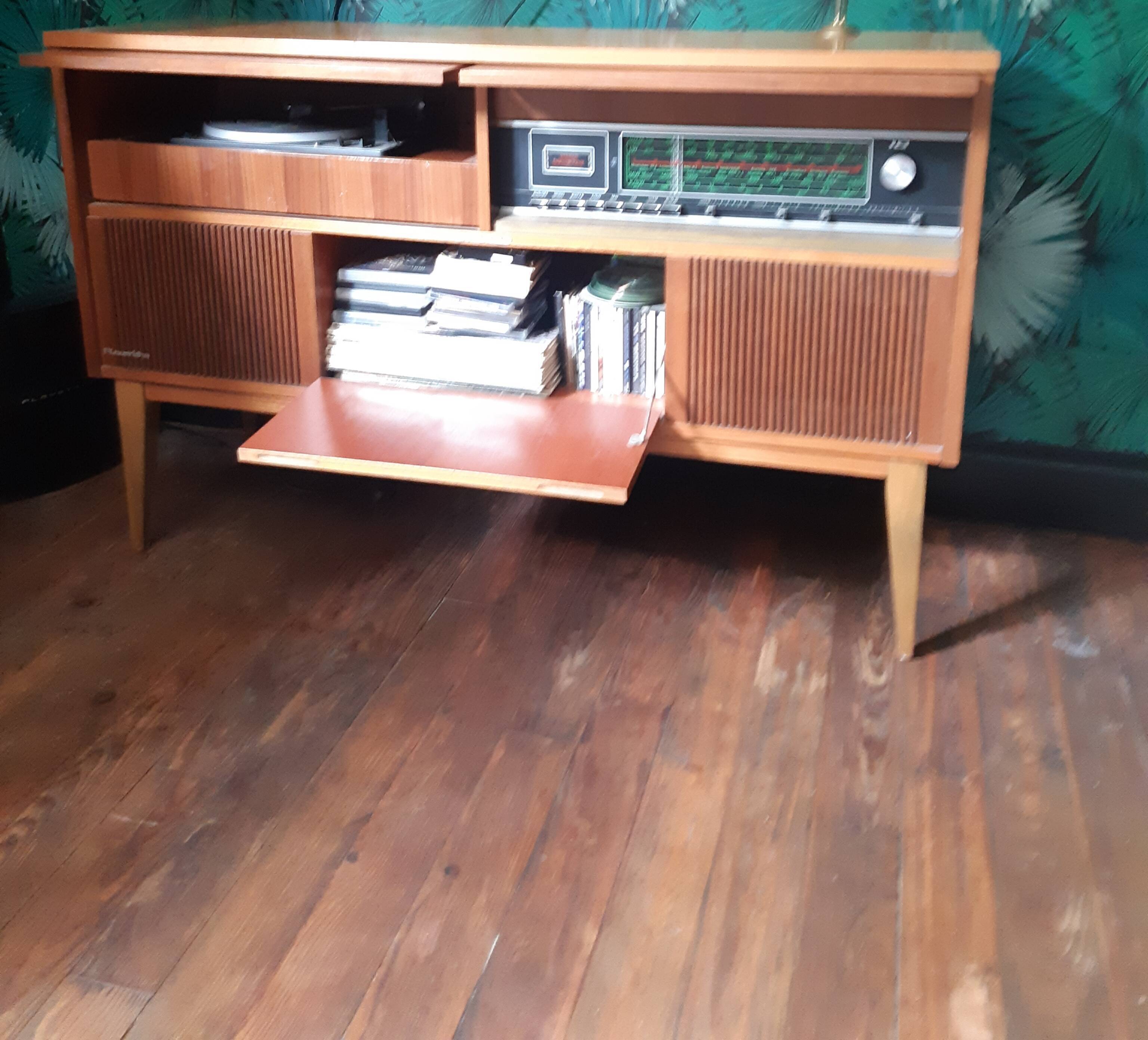 Meuble radio vintage