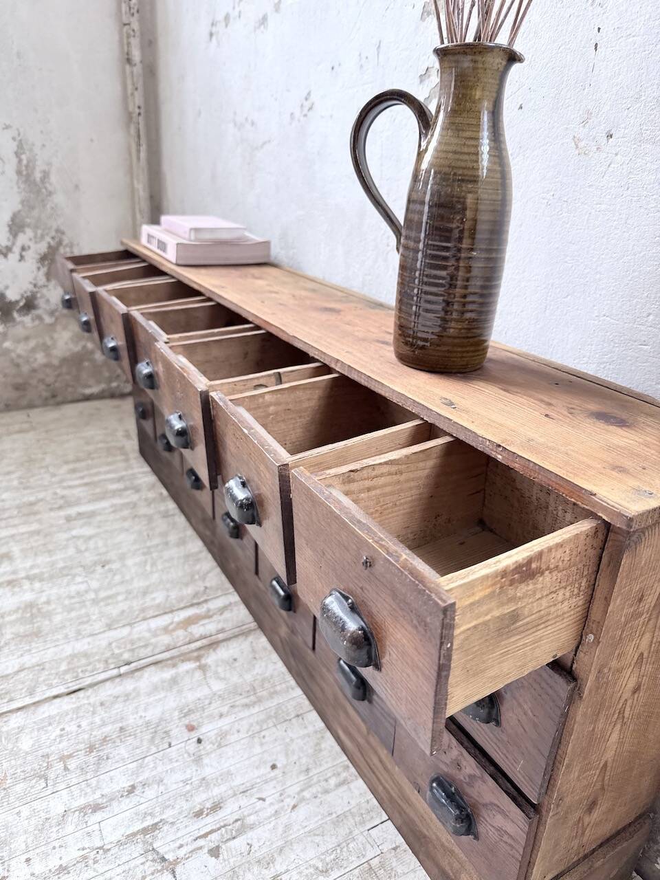 Craftsman's furniture oak XS 1950