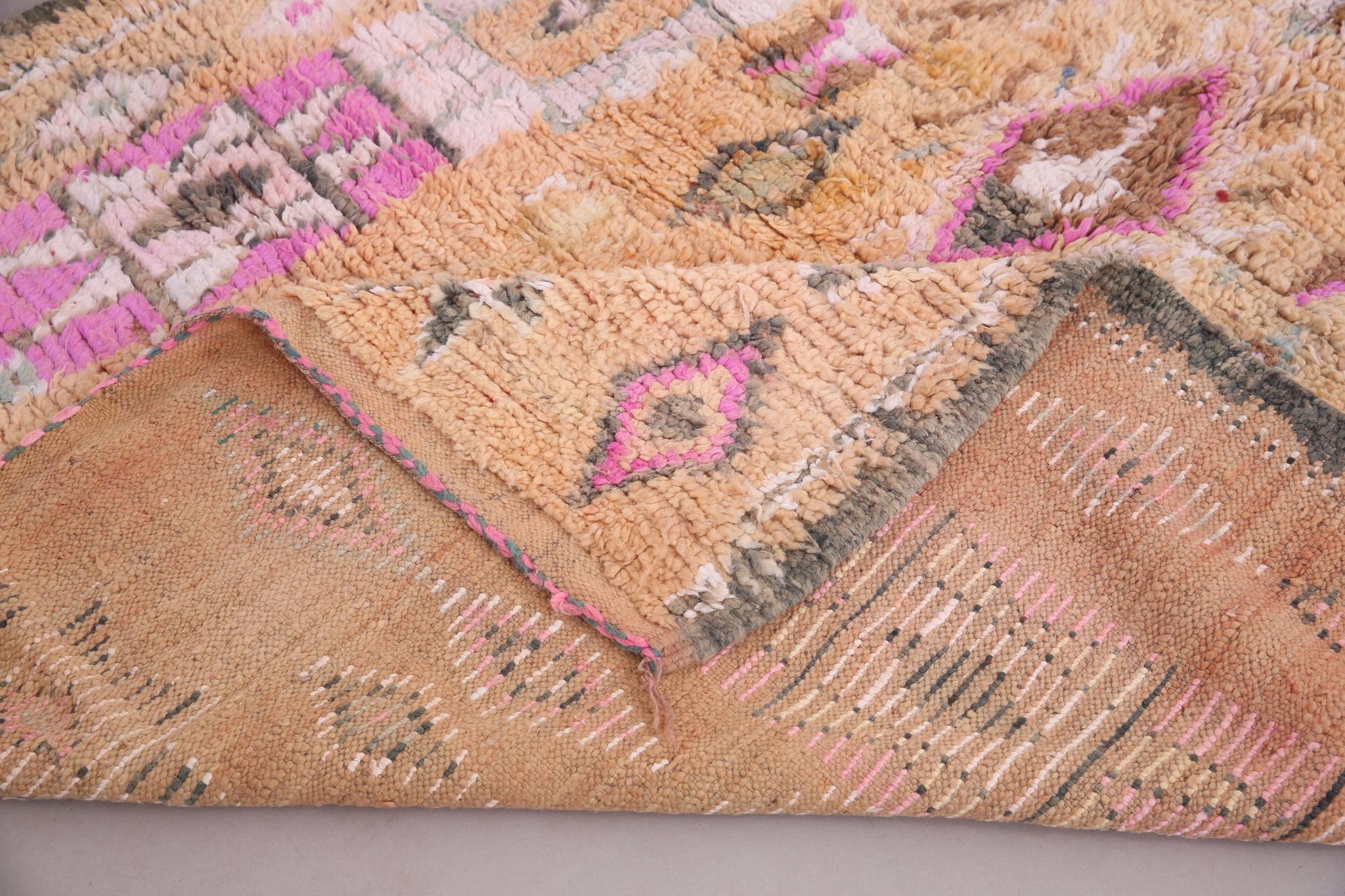 Peach Vintage Moroccan Rug 182 x 348 cm - Berber Wool Rug For Living Room