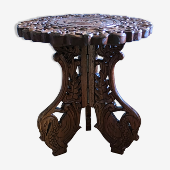 Carved teak guerin