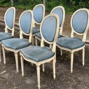 6 Louis XVI medallion chairs in beige wood and blue fabric from the 18th century.