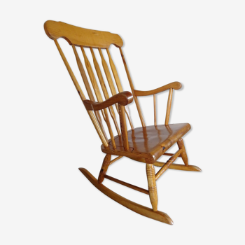 Rocking-chair fan folder