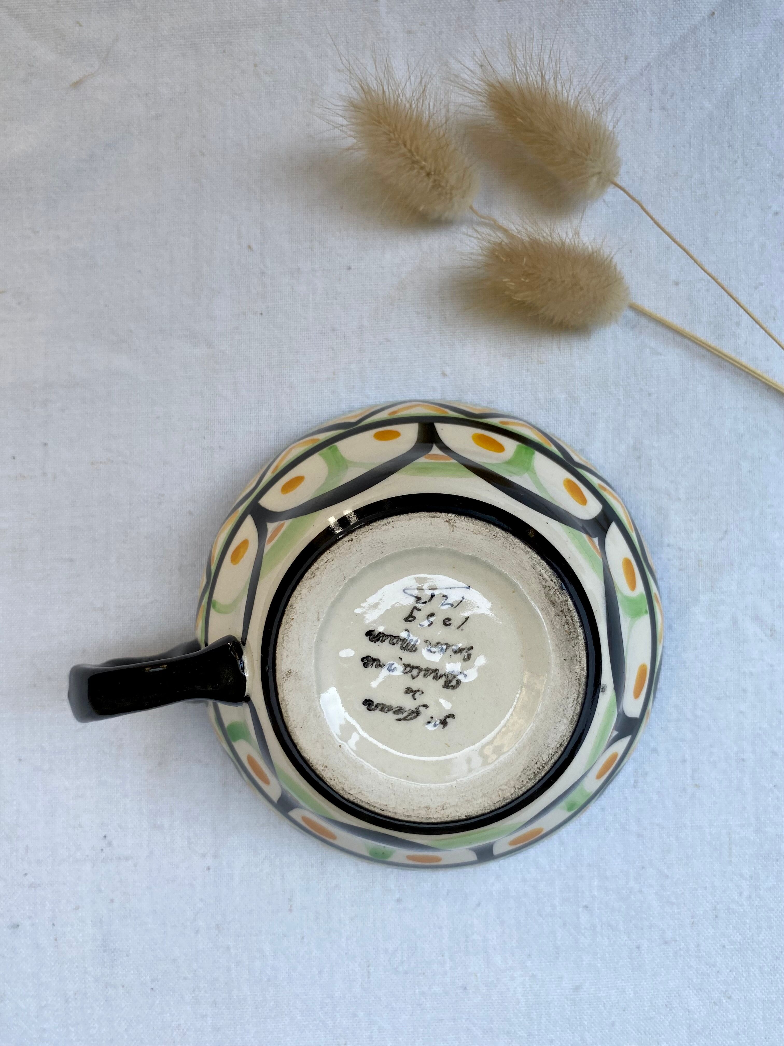 Breton bowl earthenware Saint-Jean-de-Bretagne Hand decoration