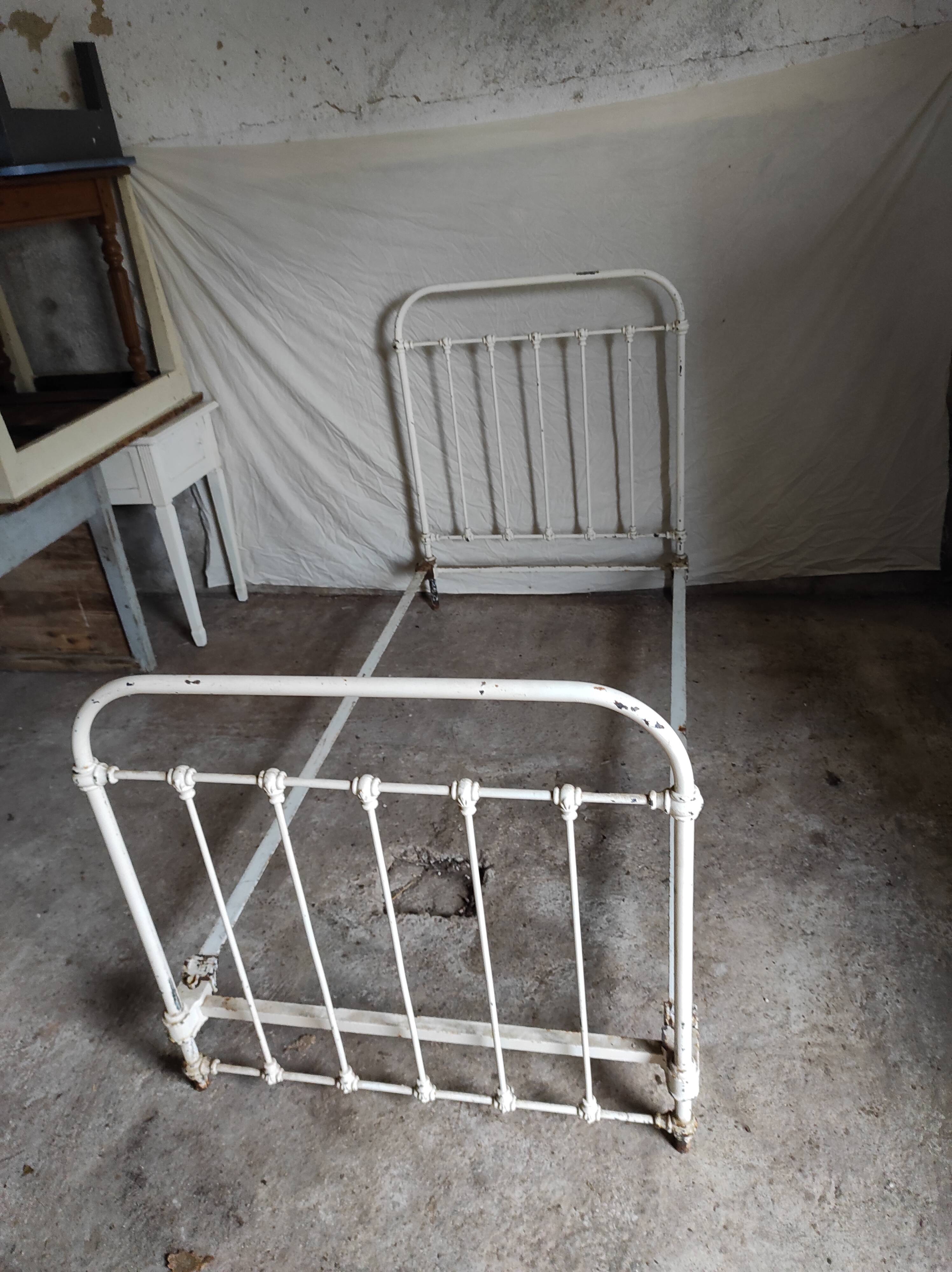 Iron bed