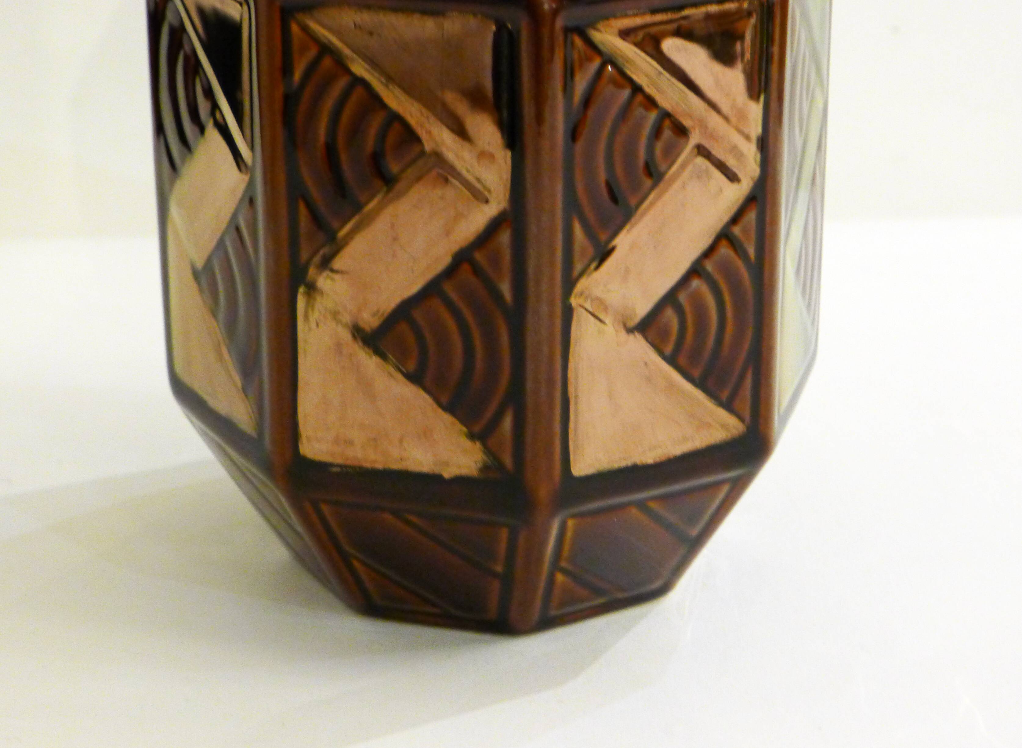 Vase St-Clement copper graphic decoration