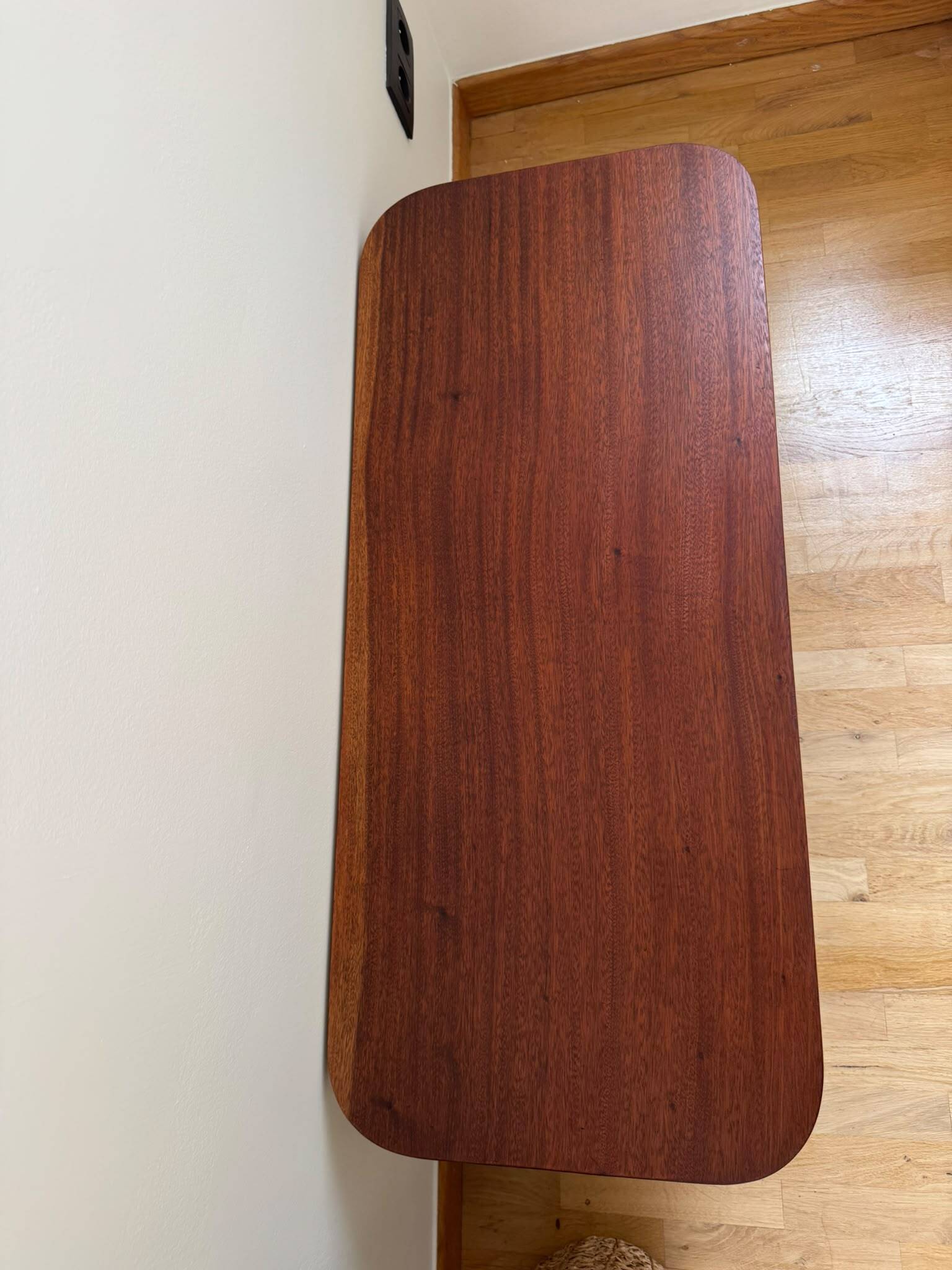 Vintage English style coffee table