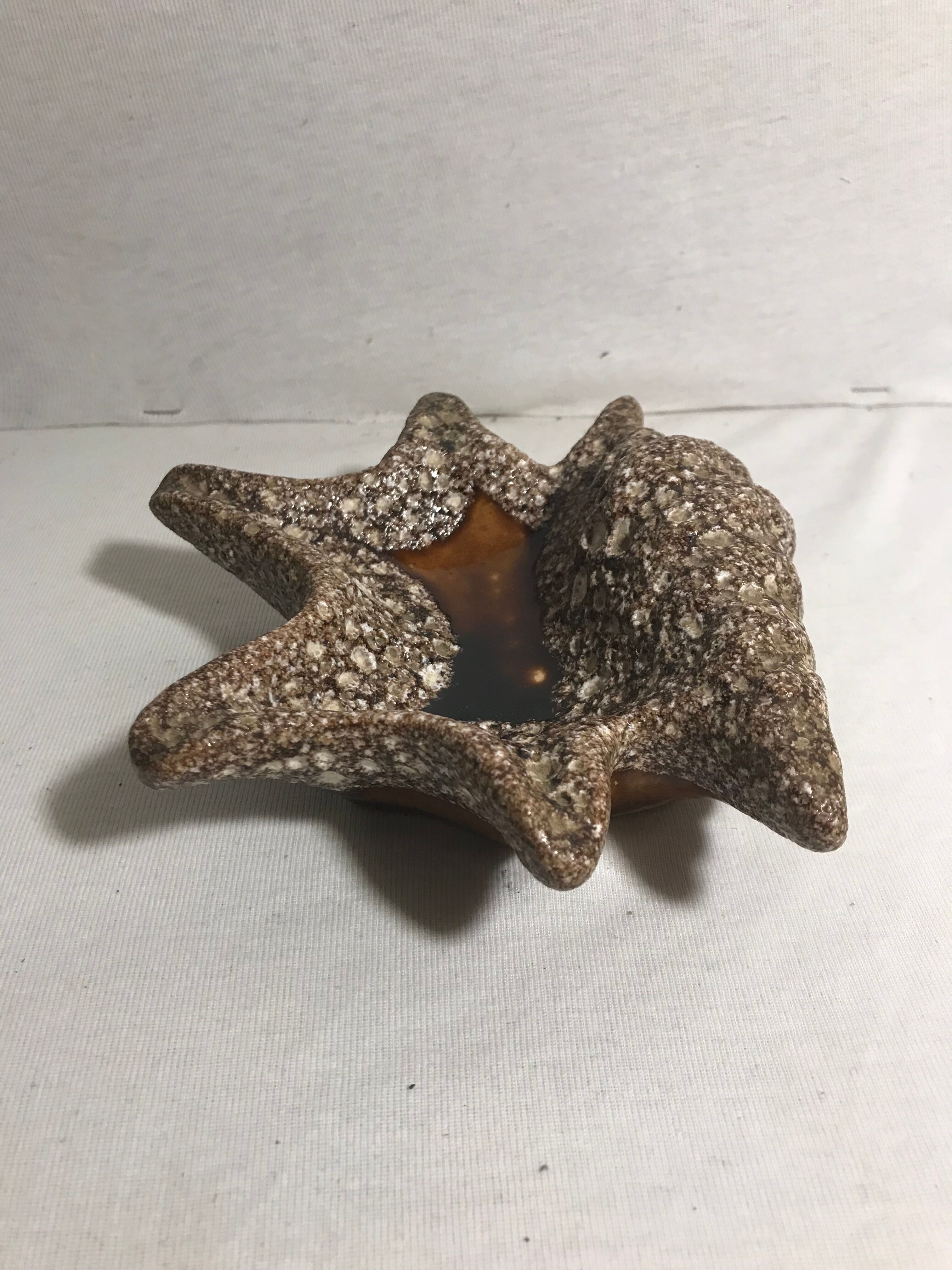 Former Vallaruis ashtray