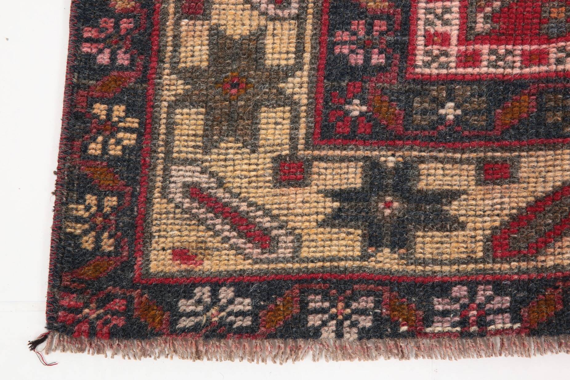 5x9 Red & Cream Classic Persian Rug, 152x271Cm