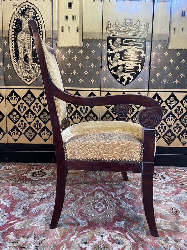 Fauteuil à crosses époque Empire