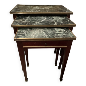 3 tables gigogne en marbre