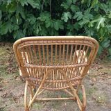 Rattan lounge chair