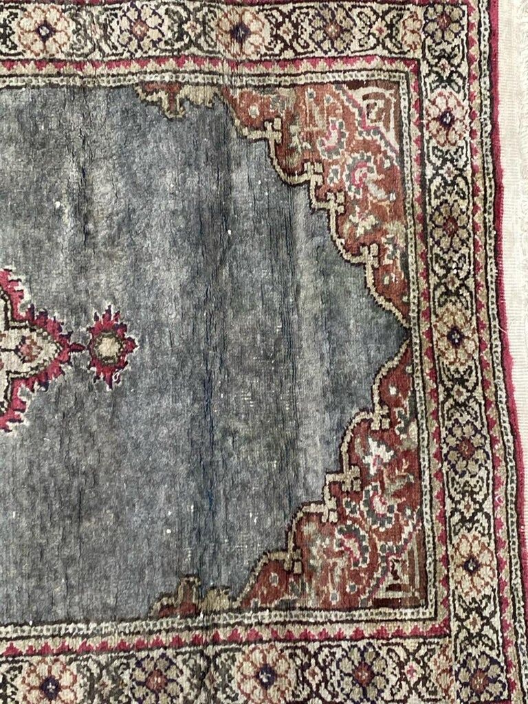 Vintage carpet in silk and cotton Kayseri Turkey 102x21cm