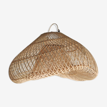 Small rattan lampshade in the shape of a braided hat