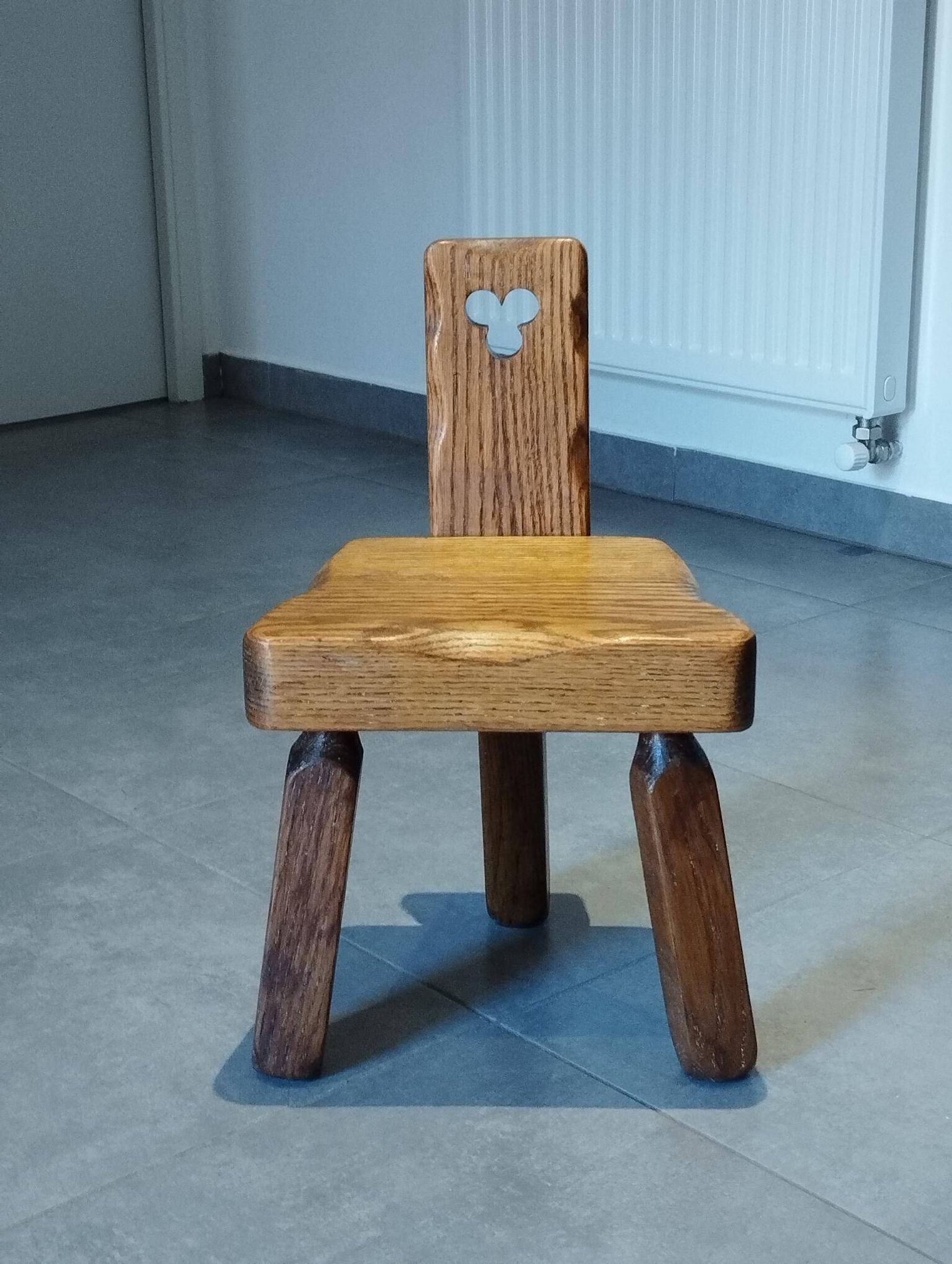 Tripod chair for children, Scandinavian chalet brutalist design.