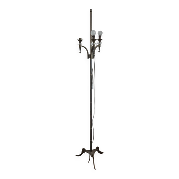 Floor lamp