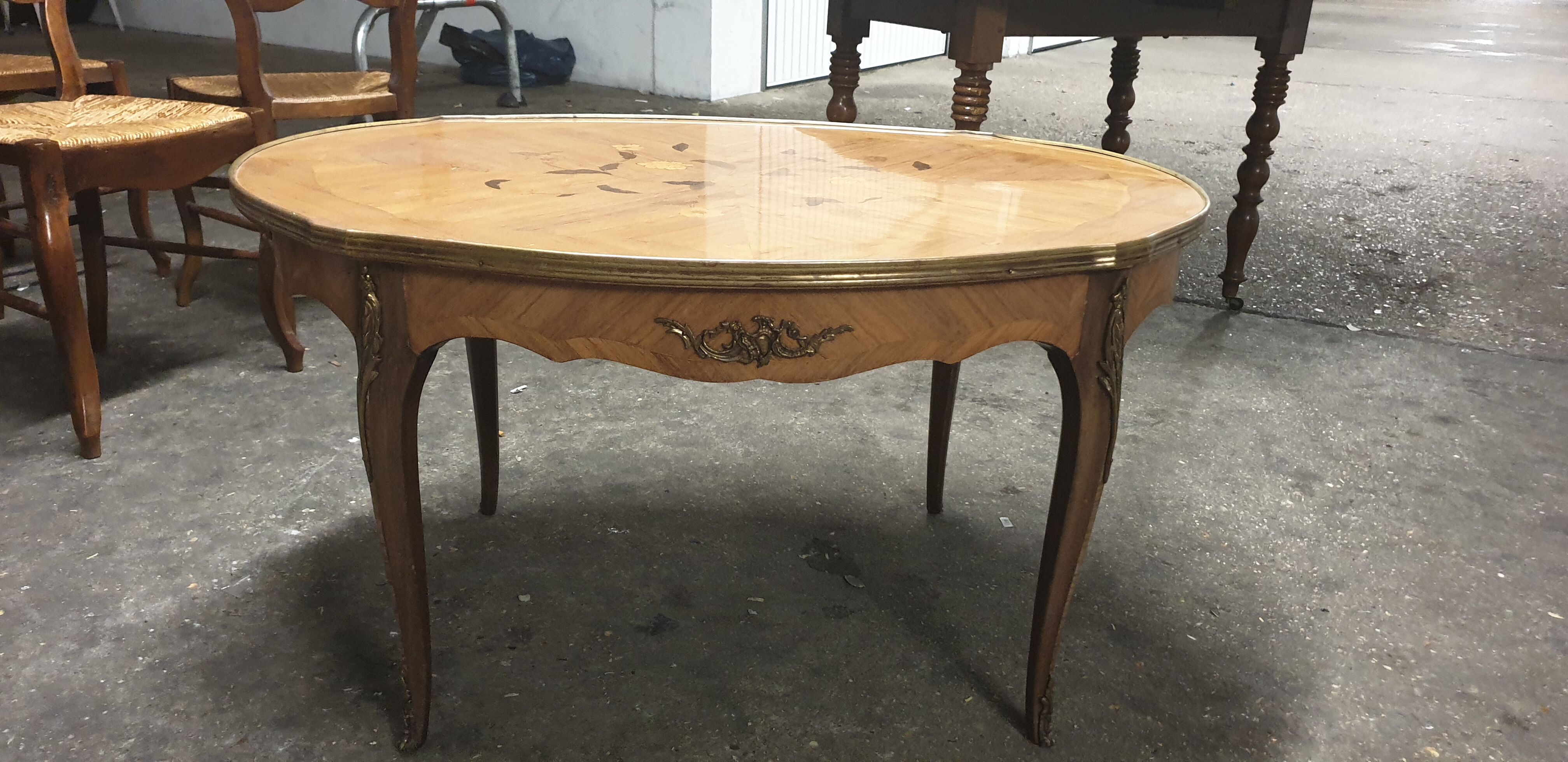 Coffee table Louis XV