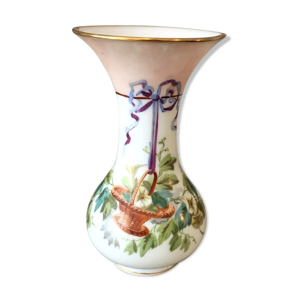 Vase en opaline 19eme - floral