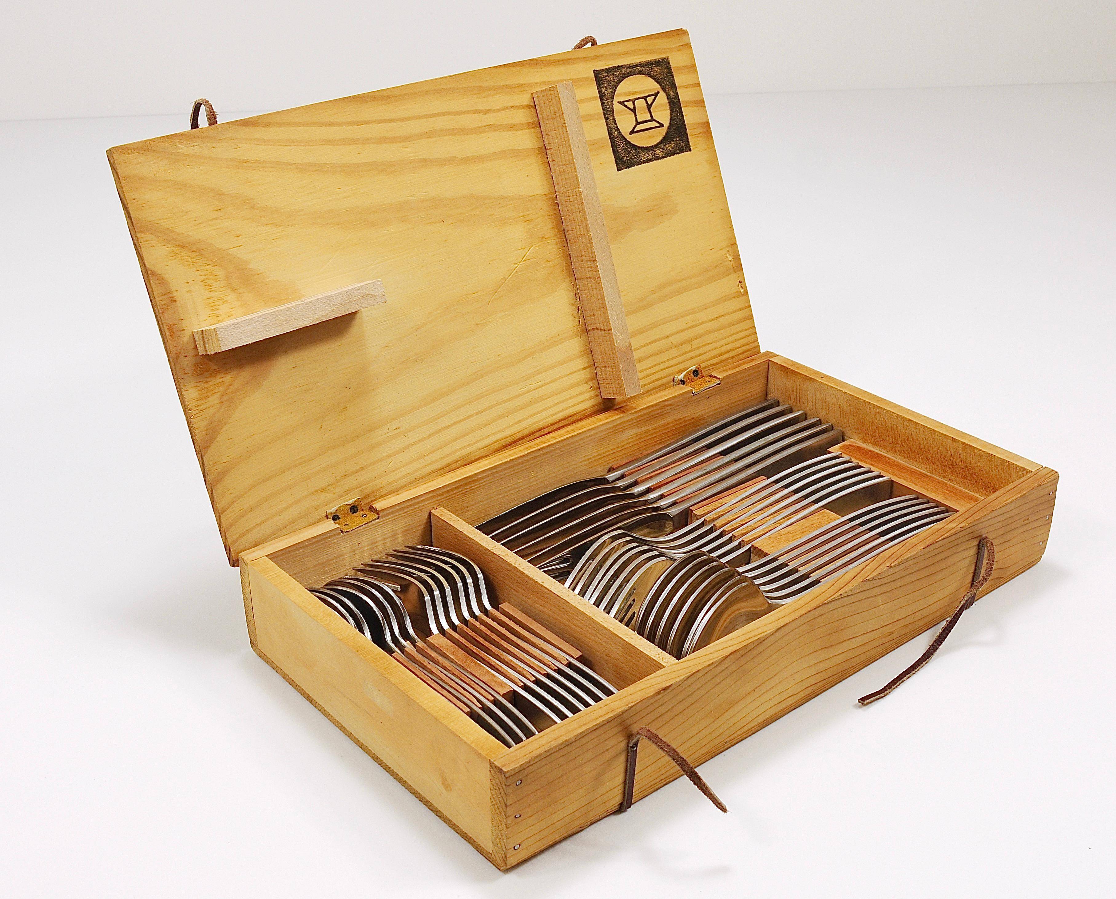 Boîte de couverts Helmut Alder Amboss 2050 pour six personnes, 30 pièces, Autriche, années 1950