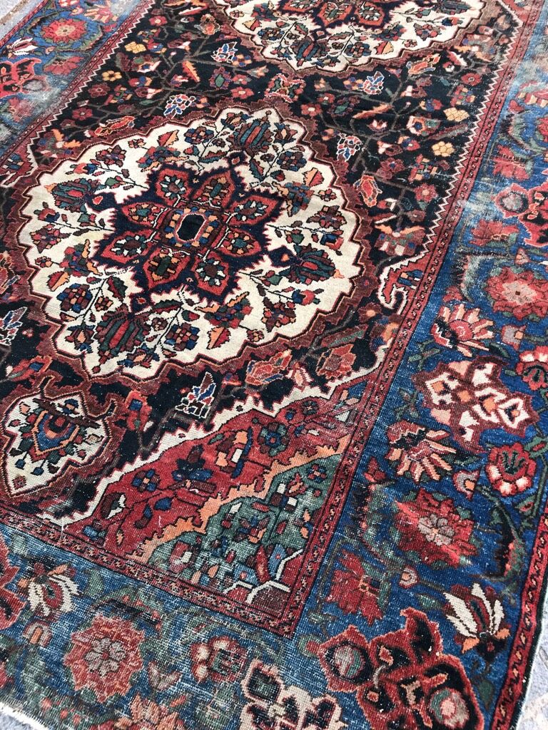 Carpet old persian bakhtiar made hand 176 x 300 cm