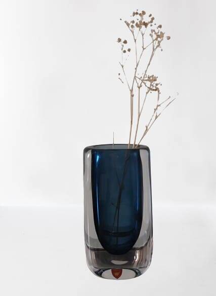 Orrefors Glass vase signed Nils Landberg
