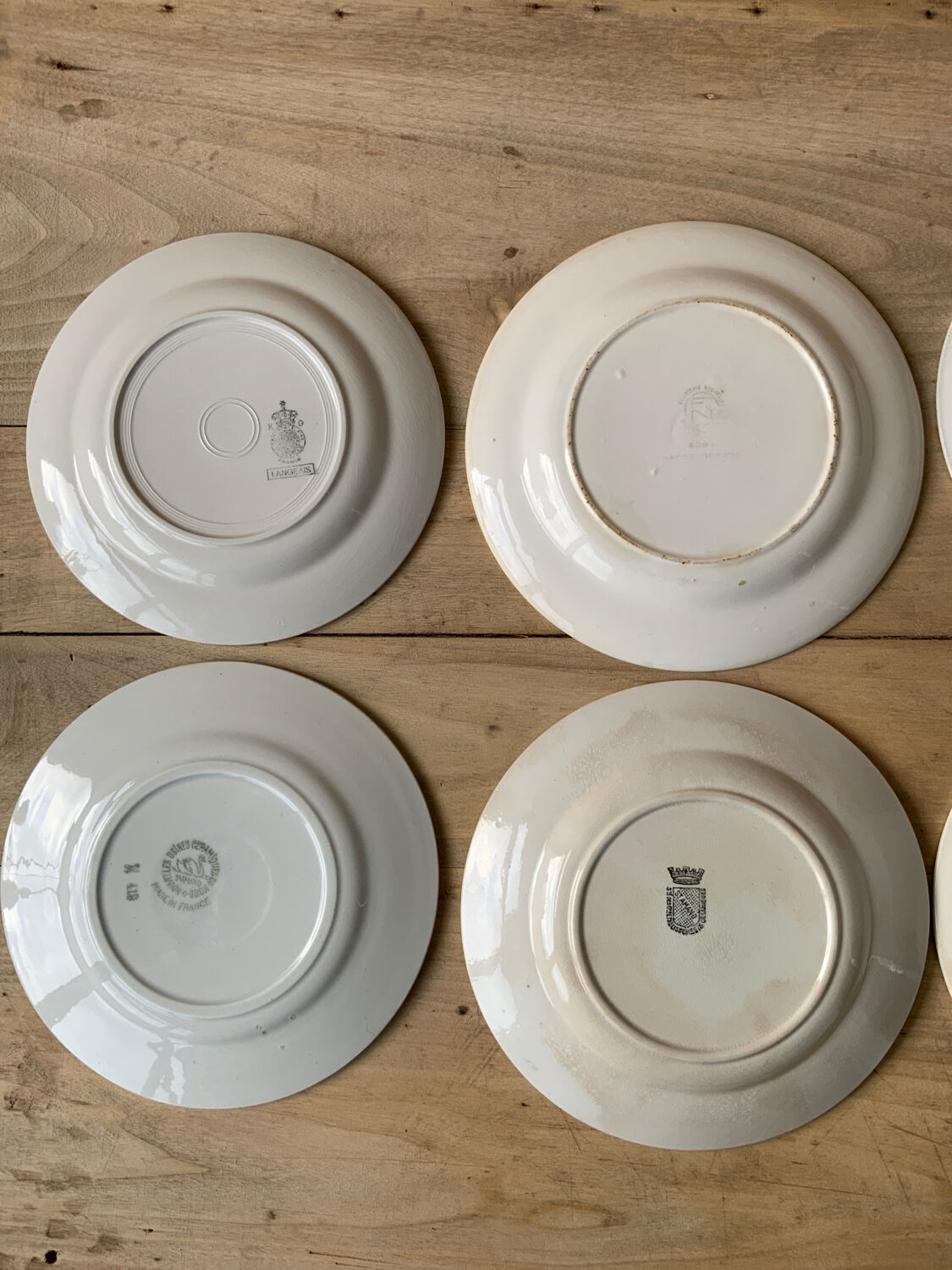 Mismatched plates Terre de Fer