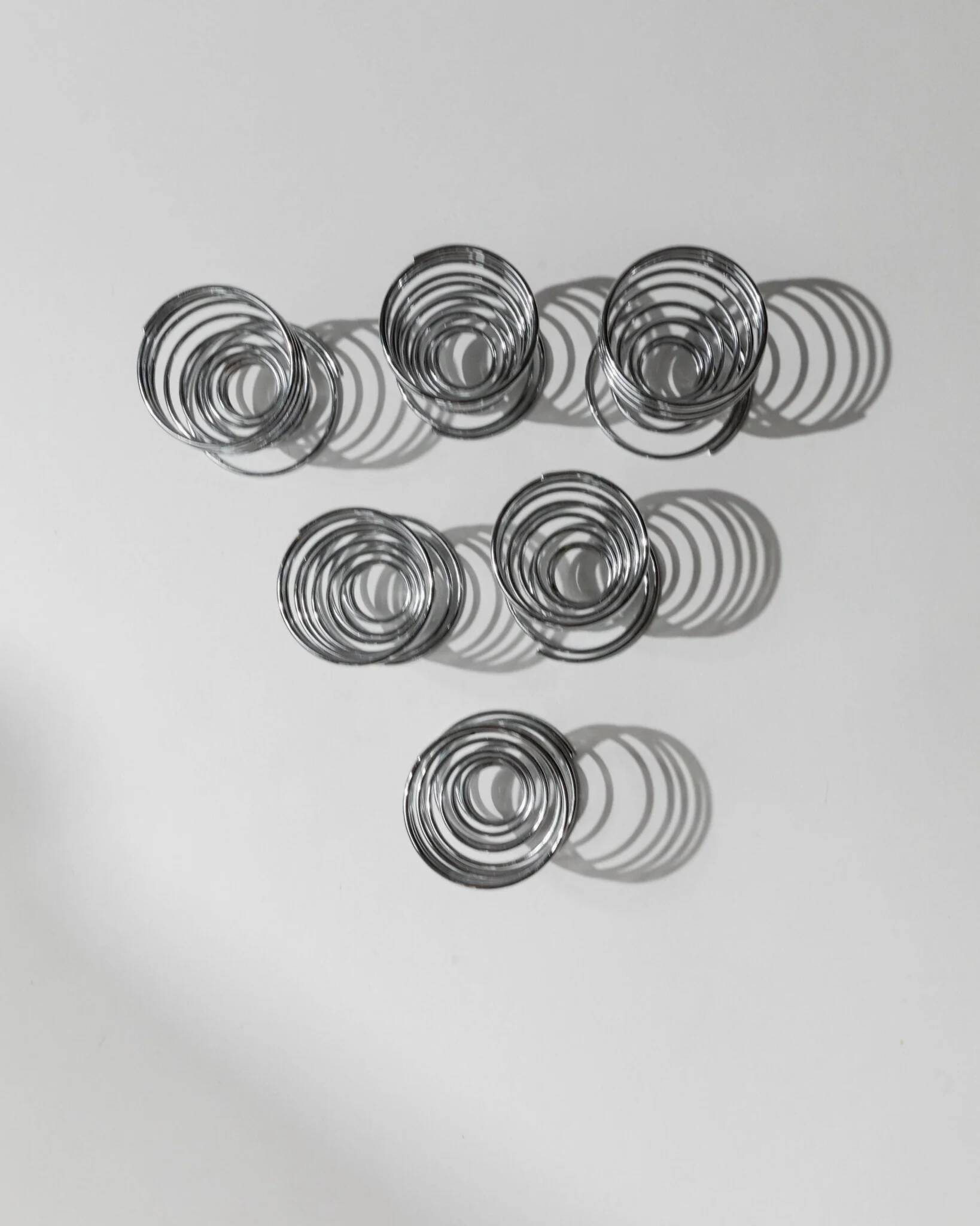 Lot de 6 coquetiers vintage - spirale en métal chromé, design Space Age intemporel, Italie années 1970 - idée cadeau, décoration de table rétro et élégante