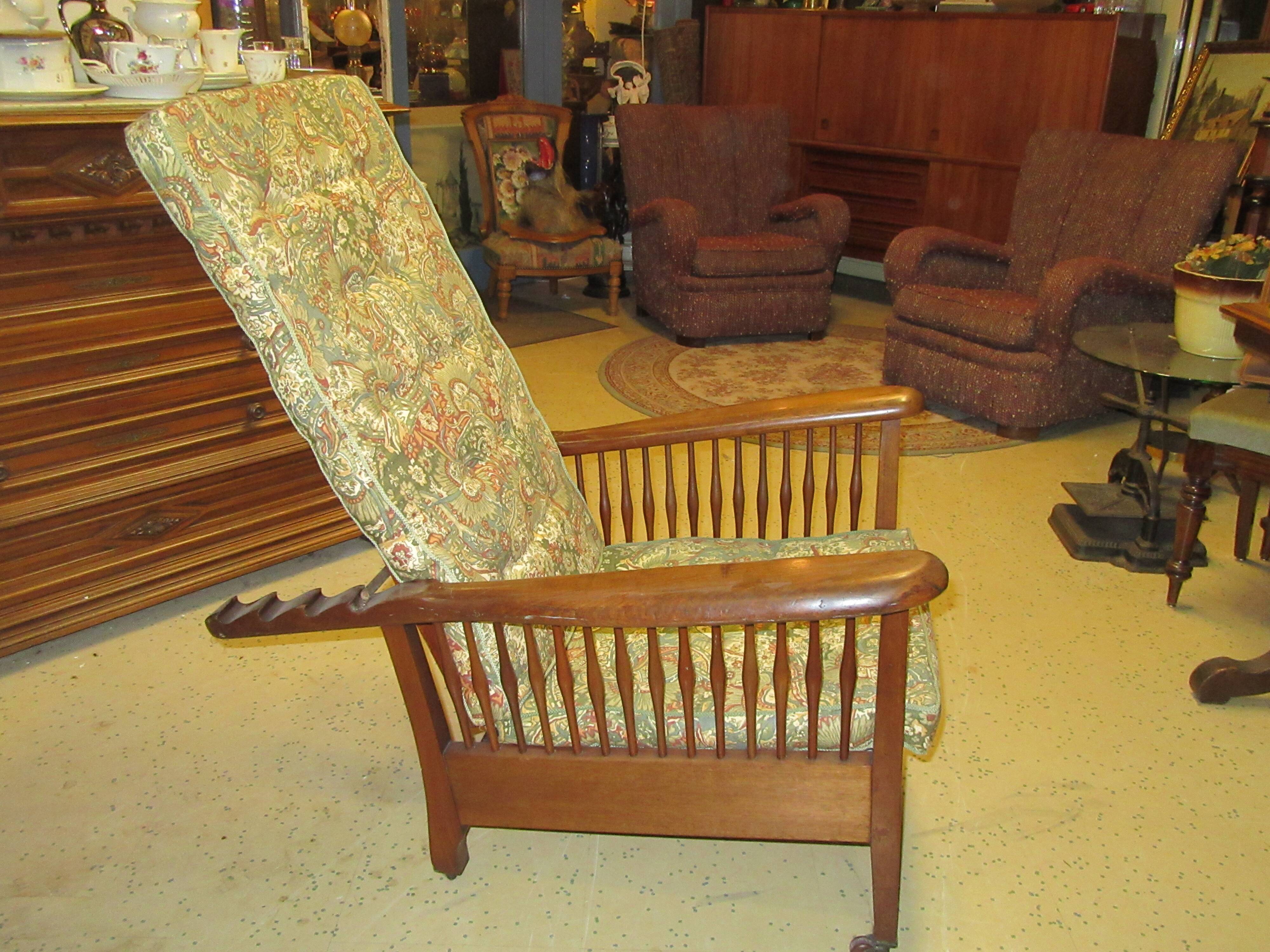 Fauteuil à mécanisme en acajou dit fauteuil morris