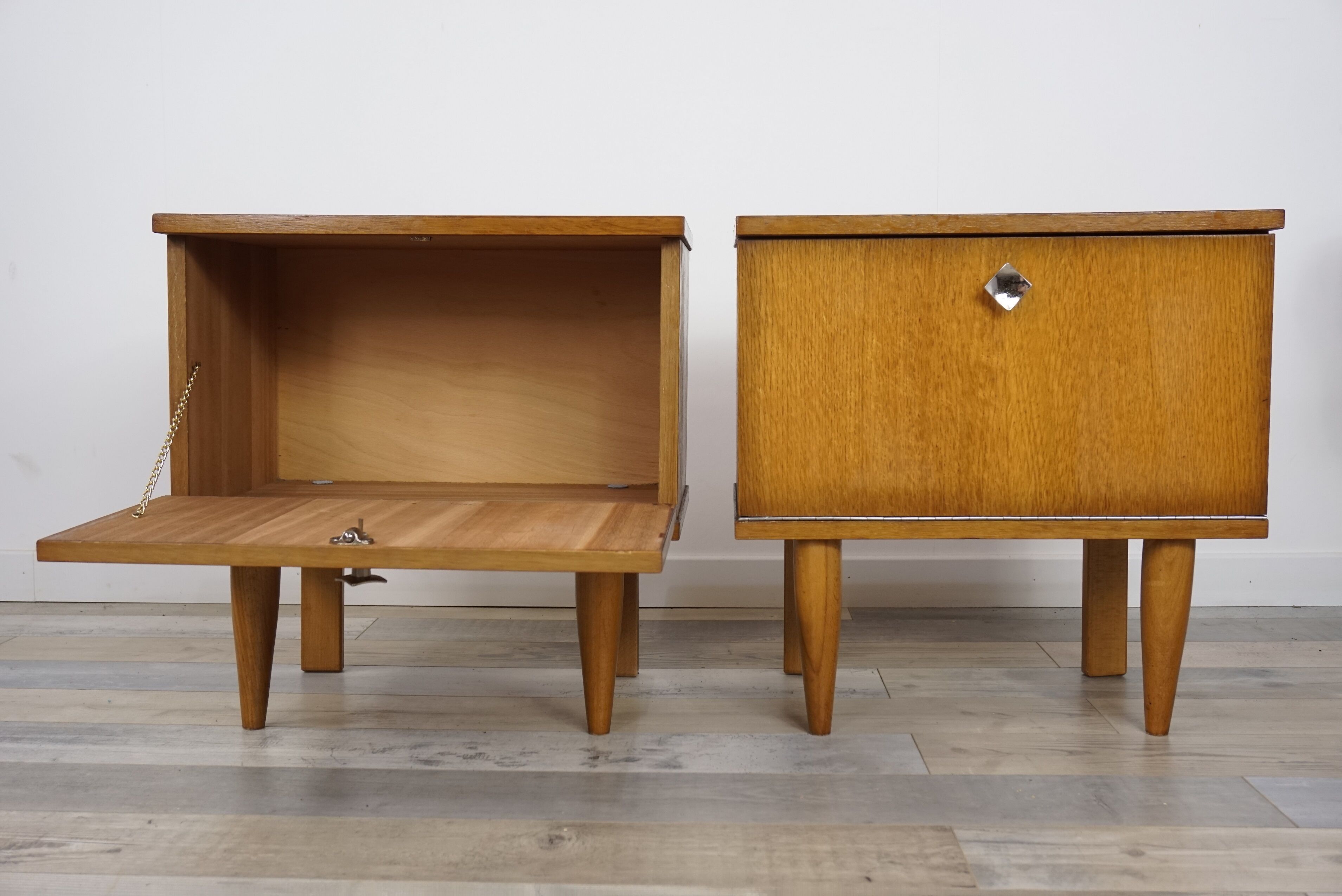 Pair of nightstands 50s
