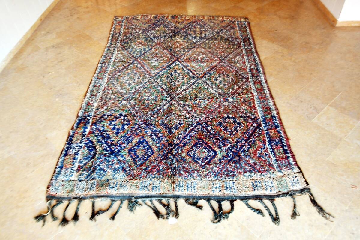 Beni Mguild Vintage Rug 290 x 186 cm