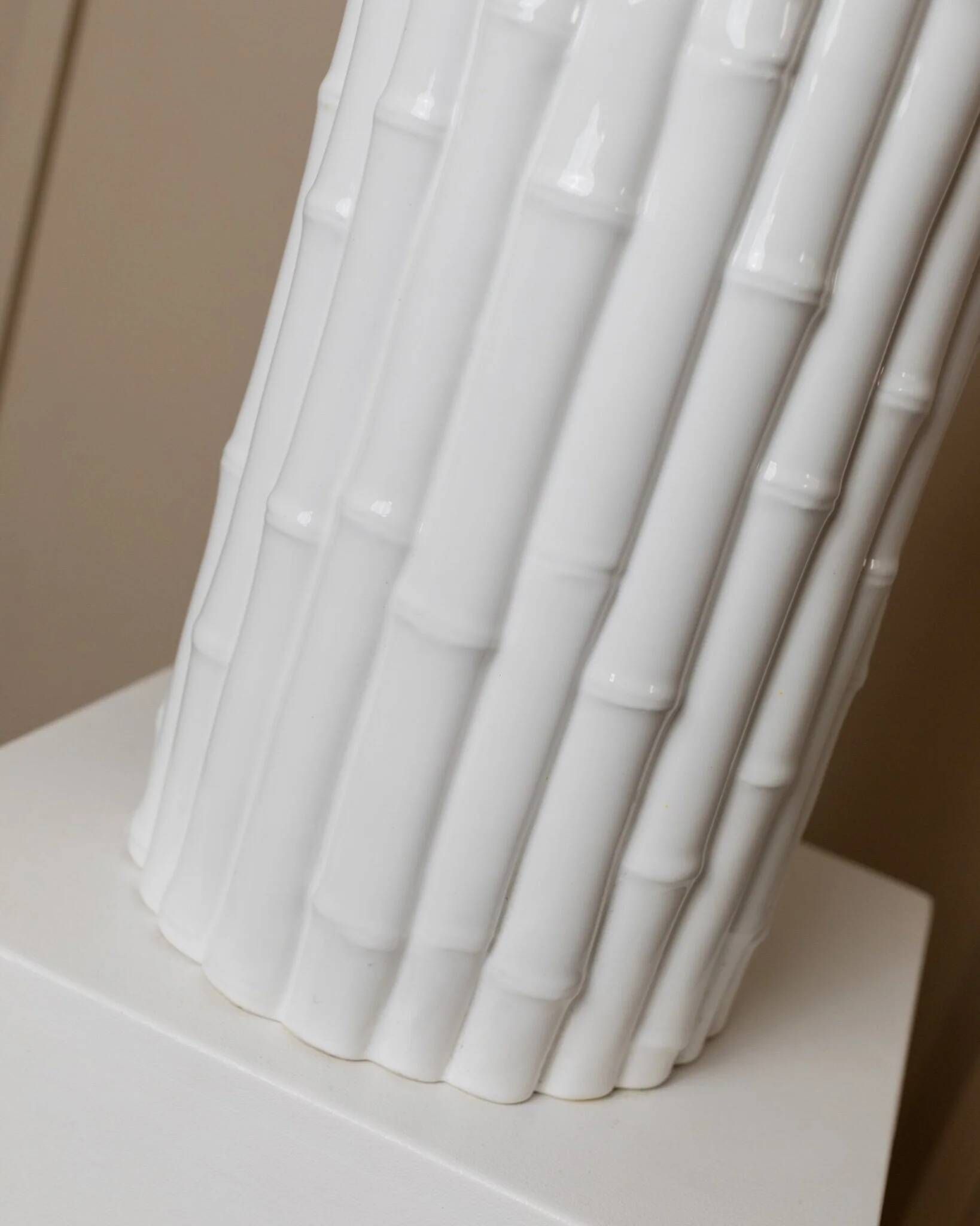 Vintage table lamp Tommaso Barbi - white ceramic, bamboo effect, Italy 1970s, handmade, Hollywood Regency style, retro bedside lamp.